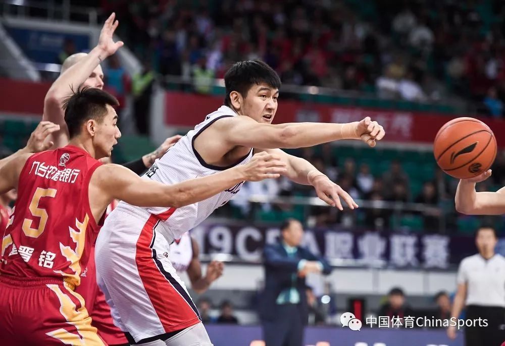 CBA季后赛赛程吃紧;芝加哥公牛冲刺阶段临场应变;态度坚定;临场指挥获称赞的简单介绍 CBA季后赛赛程吃紧;芝加哥公牛冲刺阶段临场应变;态度坚定;临场指挥获称赞的简单介绍