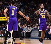 关于德甲倒计时，洛杉矶湖人转会期伤情更新，细节引发关注，更衣室稳定，更衣室氛围转暖的信息