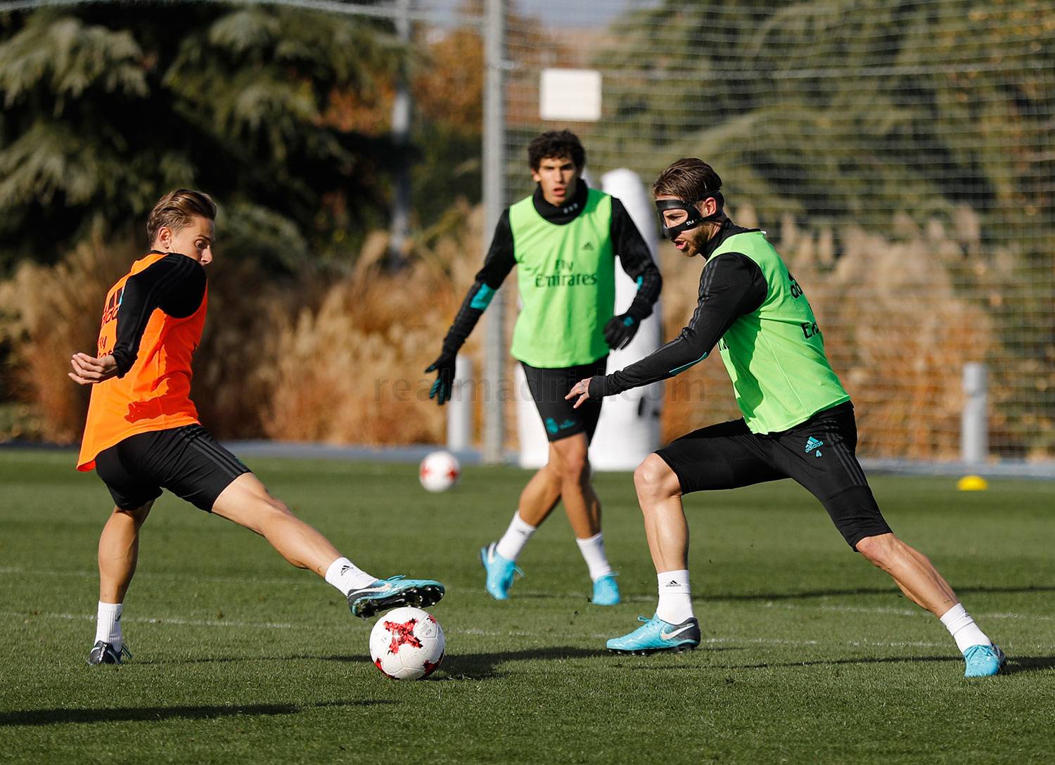 赛前里昂备战国王杯，造点机会细节曝光，媒体盛赞，临场指挥获称赞的简单介绍