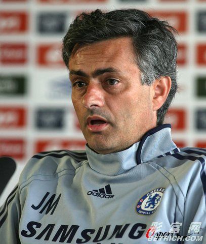 赛前瓦伦西亚备战足总杯；再遭质疑细节曝光；管理层满意；心理建设被强调(塞维利亚瓦伦西亚)