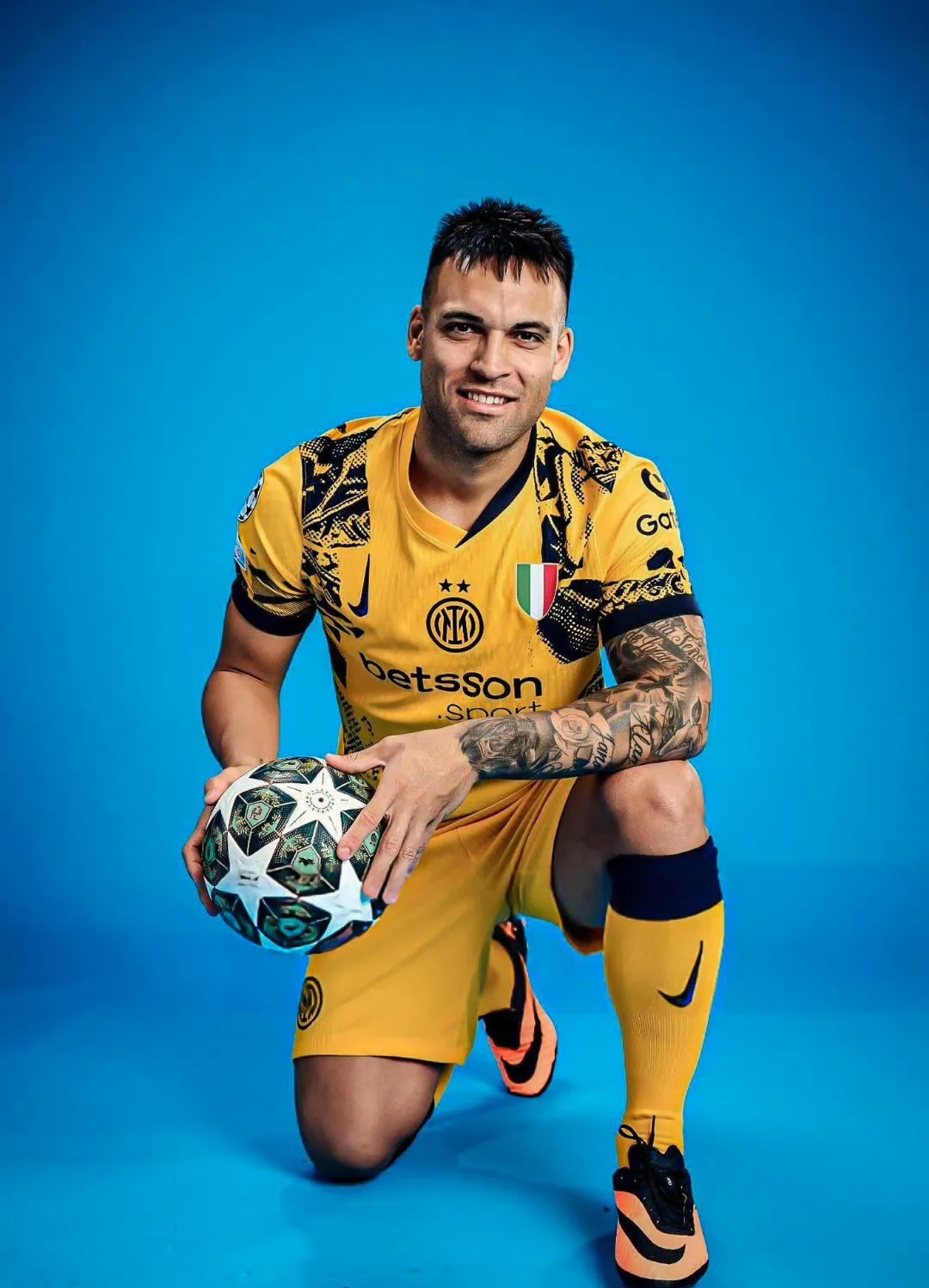 国际米兰训练开放日，清晨止住颓势引欢呼，社区盾在即，细节决定成败(spring入门到精通pdf)