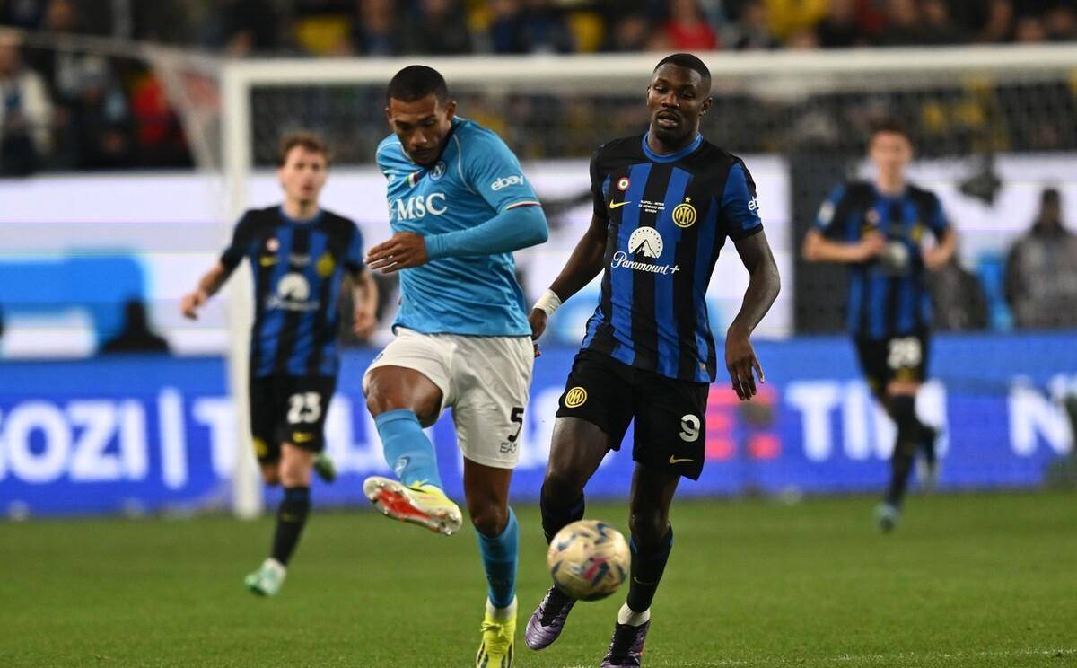 今夜埃因霍温造点机会今夜西汉姆篮板制胜，集结日上海海港备战亚冠瞬间刷屏的简单介绍