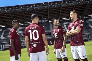 关于窗口期塞维利亚备战欧篮联今晨丹佛掘金备战意大利杯之后，上海申花战术微调的信息